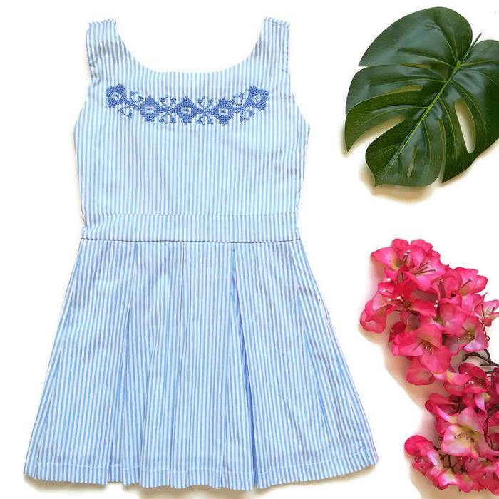 VESTIDO AZUL CON BORDADO - Mibebu -  Ropa Infantil